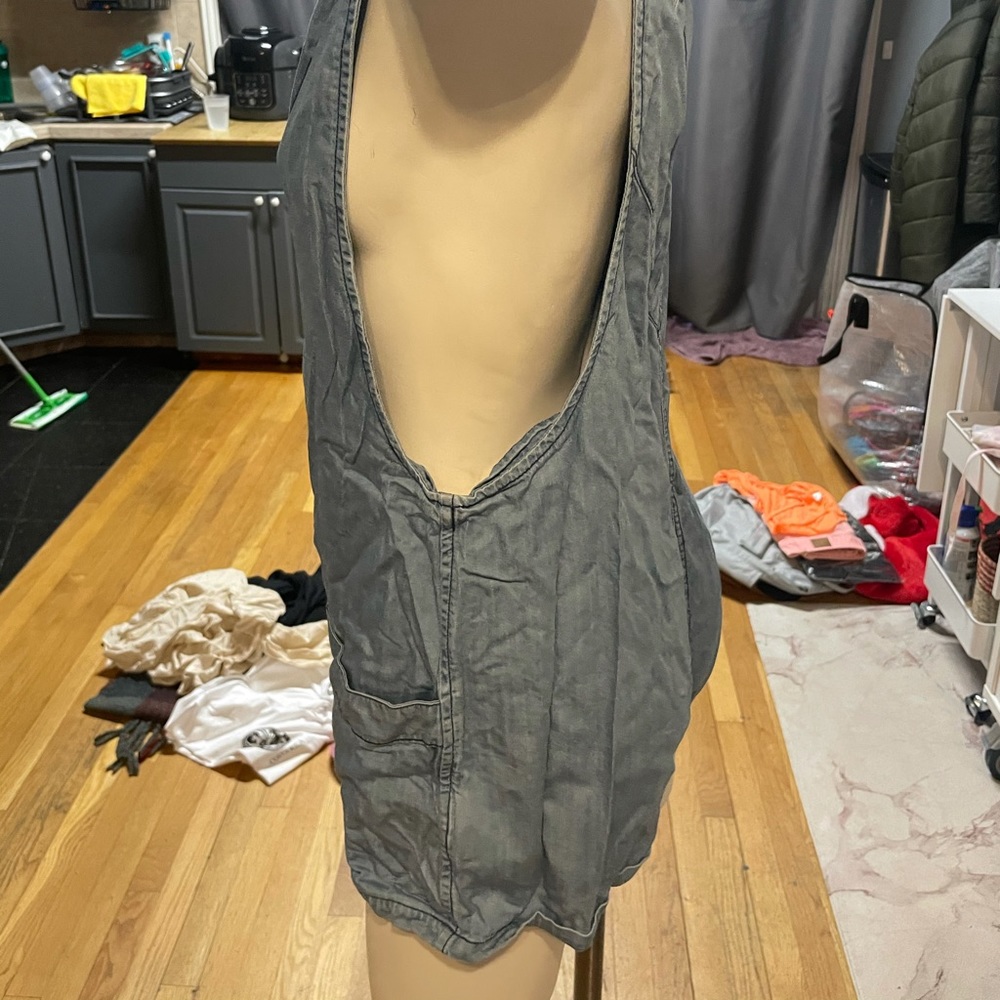 Romper - Picture 2 of 4